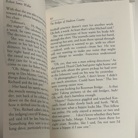 Bridges of Madison County by Robert James Waller ๐ - Picture 4 of 7